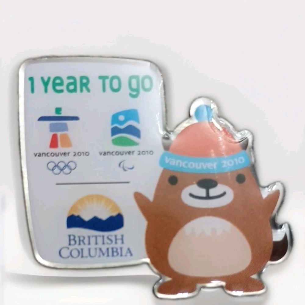 2010 Vancouver Olympics MUKMUK 1 YEAR TO GO Lapel Hat Pin British Columbia BC